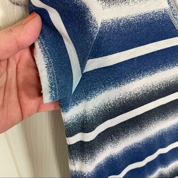 Gap Scoop Rolled Neck Short Sleeve Tee, Small - Picture 13 of 16